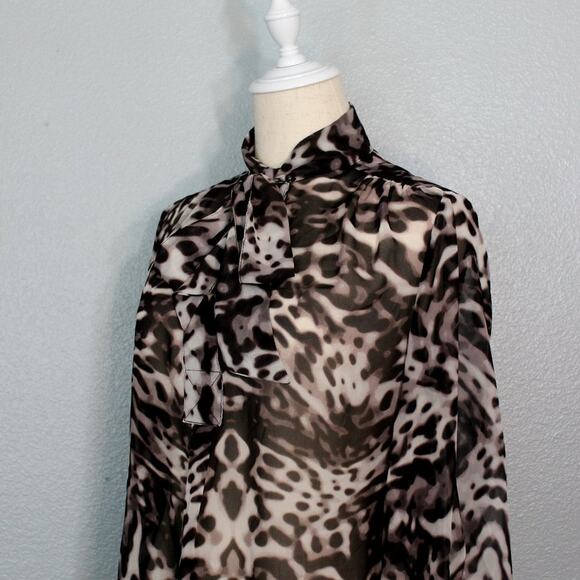Jennifer Lopez Animal Print Blouse with Built in Scarf/Bow Size S - Picture 6 of 10
